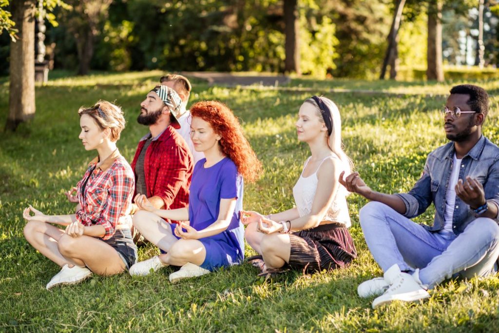 DIY-Spiritualität: Einfache Rituale für Neugierige und Freigeister