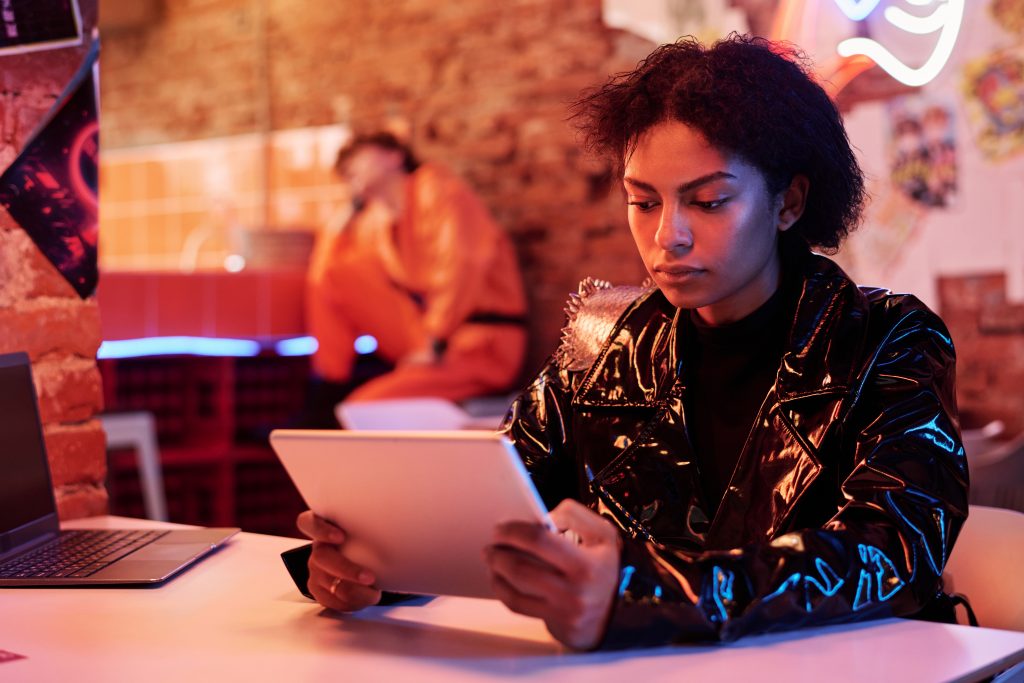 Balanceakt: Zwischen lautem Protest und stillem Rückzug