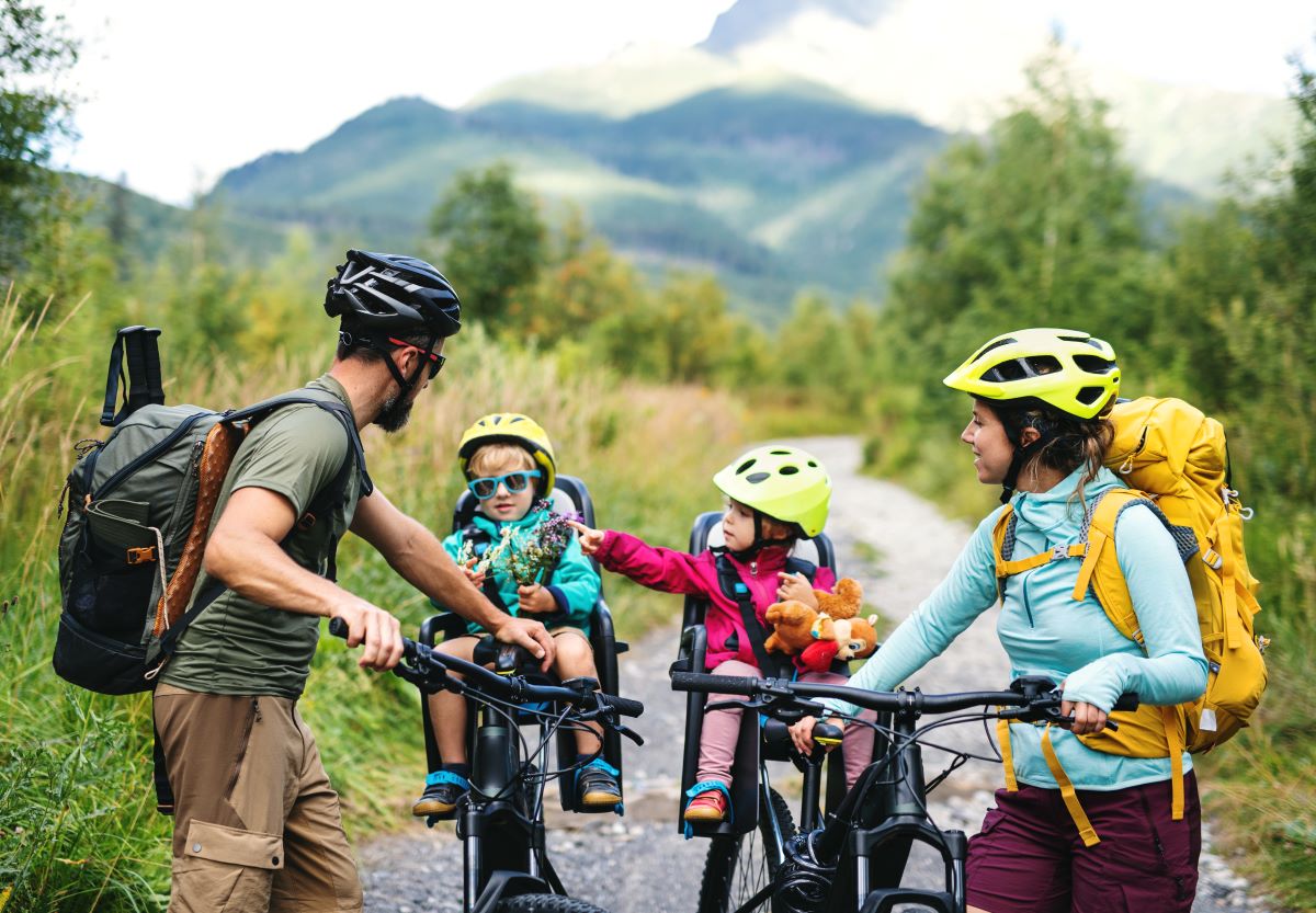 E-Mobilitäts-Unabhängigkeit: Freiheit mit E-Bikes & Co.